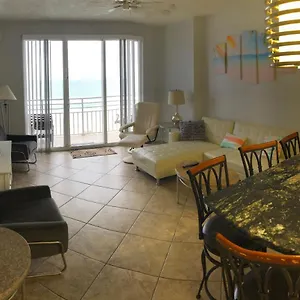 ocean-walk-resort-1708.thedaytonabeachhotels.com/